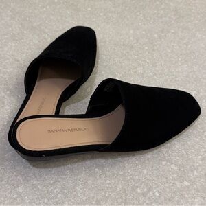 NEW Banana Republic Faux Suede Black Mules size 6